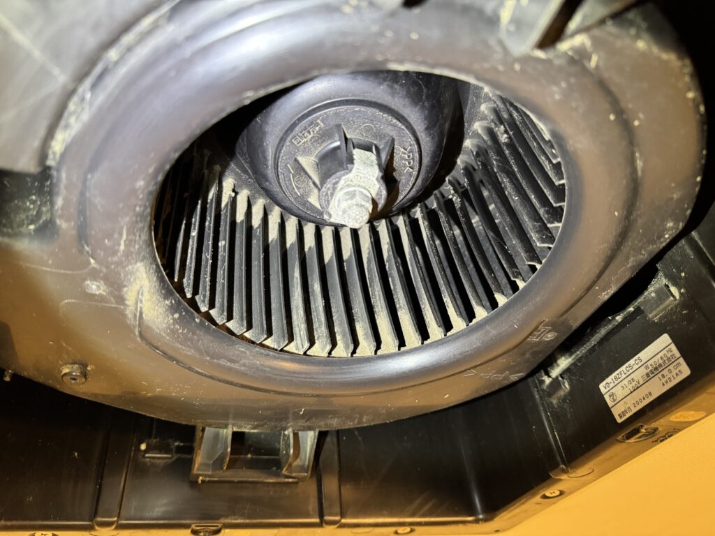 市川市浴室換気扇クリーニング（お掃除）