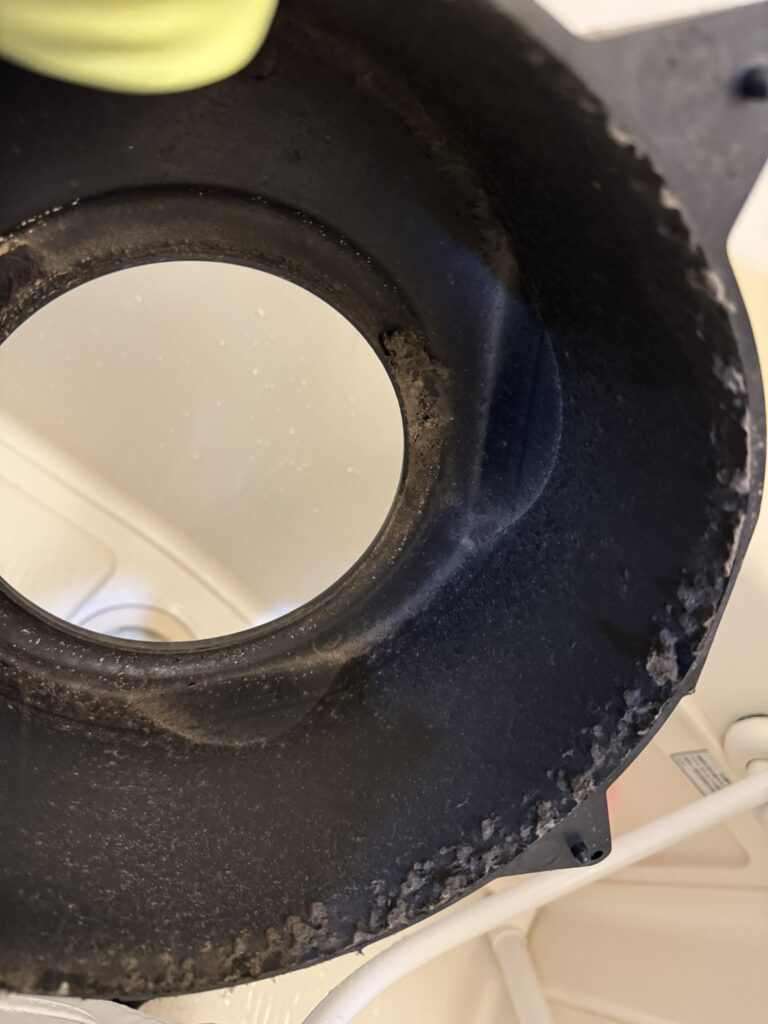 市川市浴室換気扇クリーニング（お掃除）