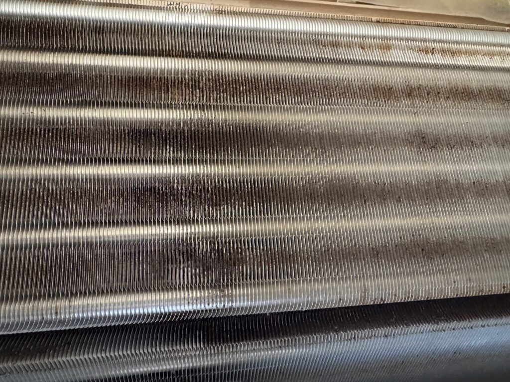 市川市お掃除機能付きエアコンクリーニング（お掃除）業者