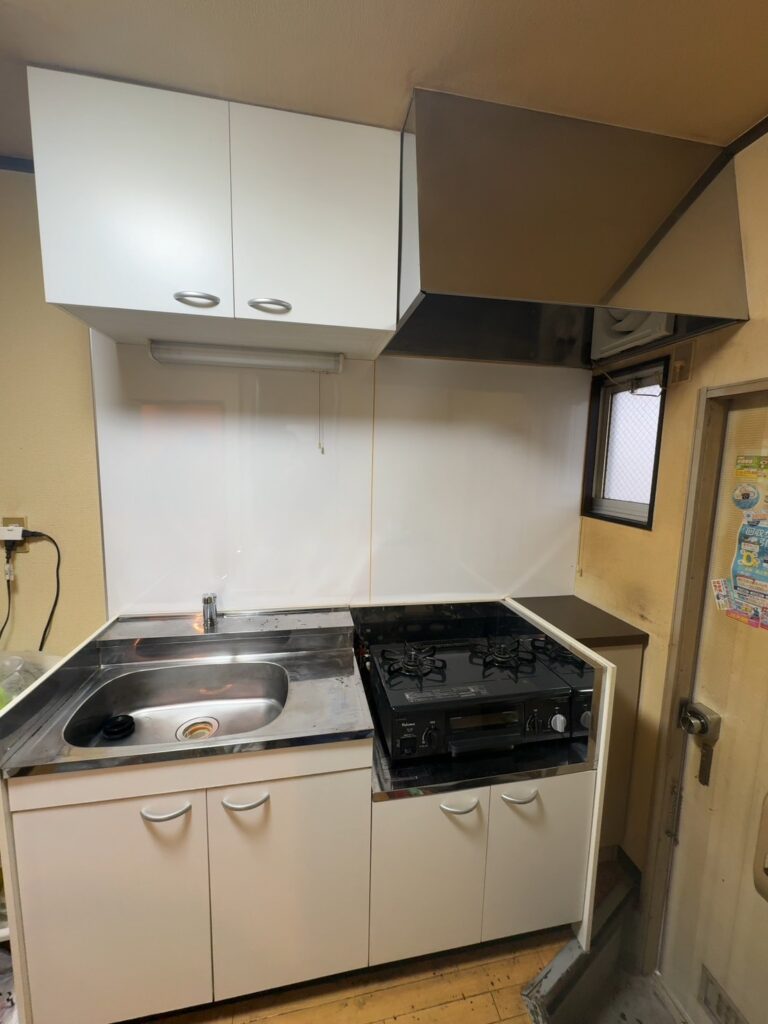 市川市キッチン、レンジフード（換気扇）クリーニングお掃除業者