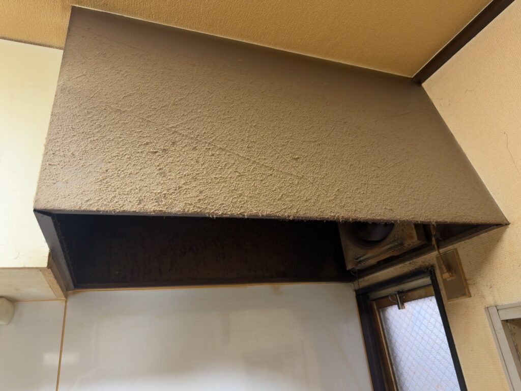 市川市キッチン、レンジフード（換気扇）クリーニングお掃除業者